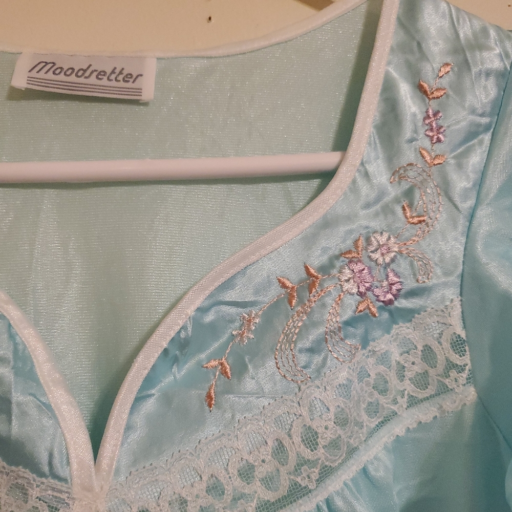 +Vintage | Light Blue Embroidered Gown - Picture 5 of 9
